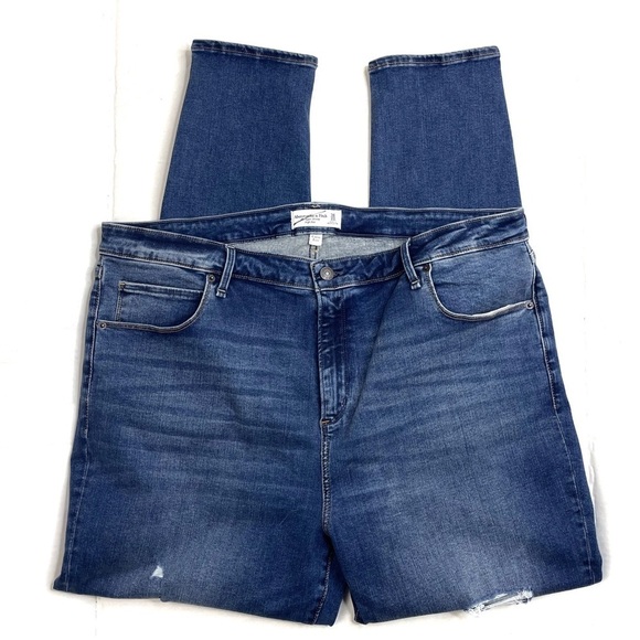 Abercrombie and Fitch Curve Love Distressed The Super Skinny High Rise Jeans - Picture 2 of 6